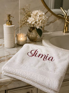 Serviette Élégance – Serviette de bain personnalisée brodée